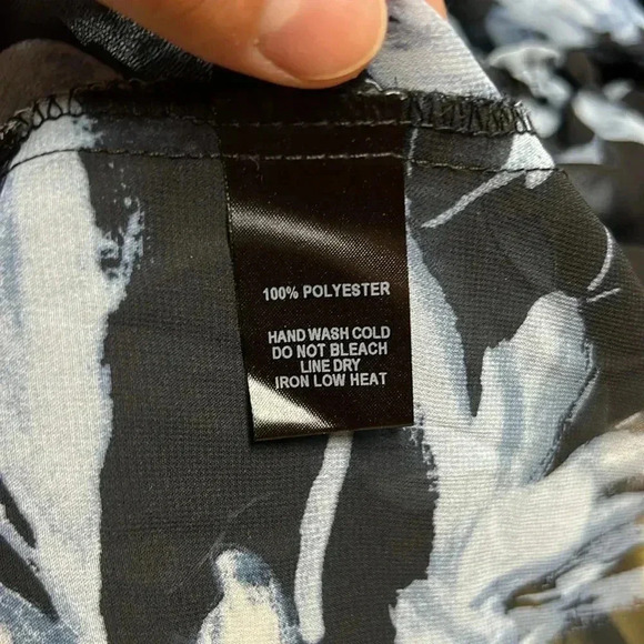 Lulus Top Size M - Picture 4 of 4